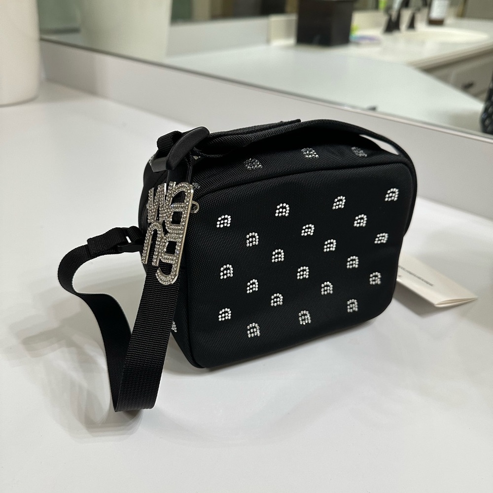 NWT $479 Alexander Wang Wangsport Camera Handbag Crossbody w/brooch
